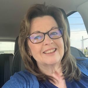 Meet your Posher, Teresa